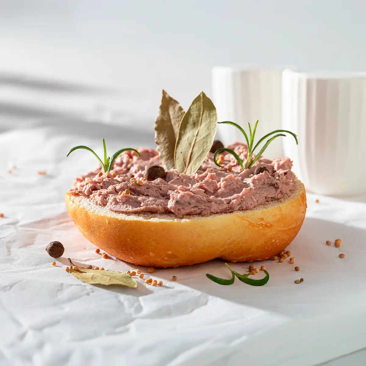 Mettbrötchen